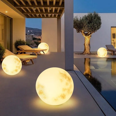 Magic Moonlamp™ | Enchanting moon-shaped garden lamp
