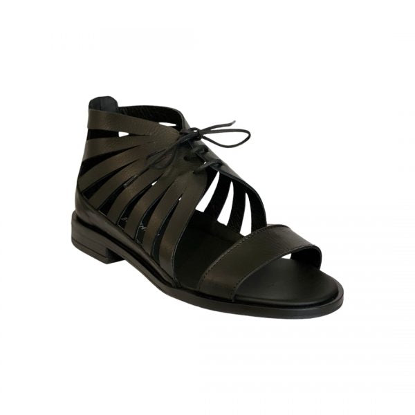 Black plain sandals with round cutout toe