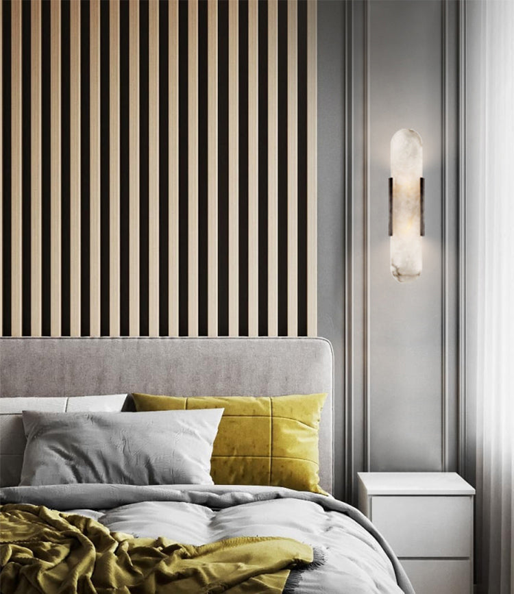 Sorenis — Verlängerte Alabaster-Wandlampe mit klassischem Metalldesign
