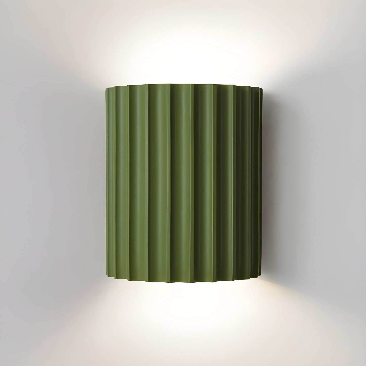 Lunara — Moderne halbkreisförmige Wandleuchte aus Harz mit wellenförmigem Design
