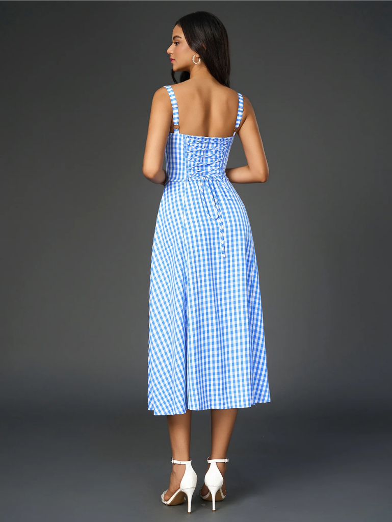 Gerüschtes Bustierkleid mit Schlitz und Trägern
