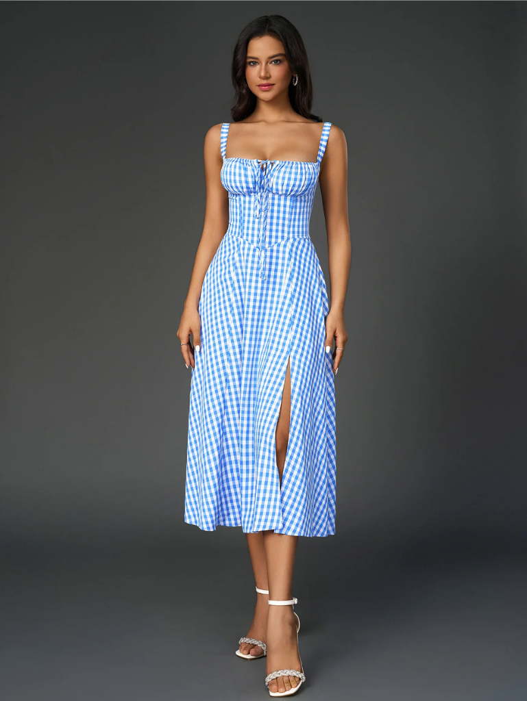 Gerüschtes Bustierkleid mit Schlitz und Trägern