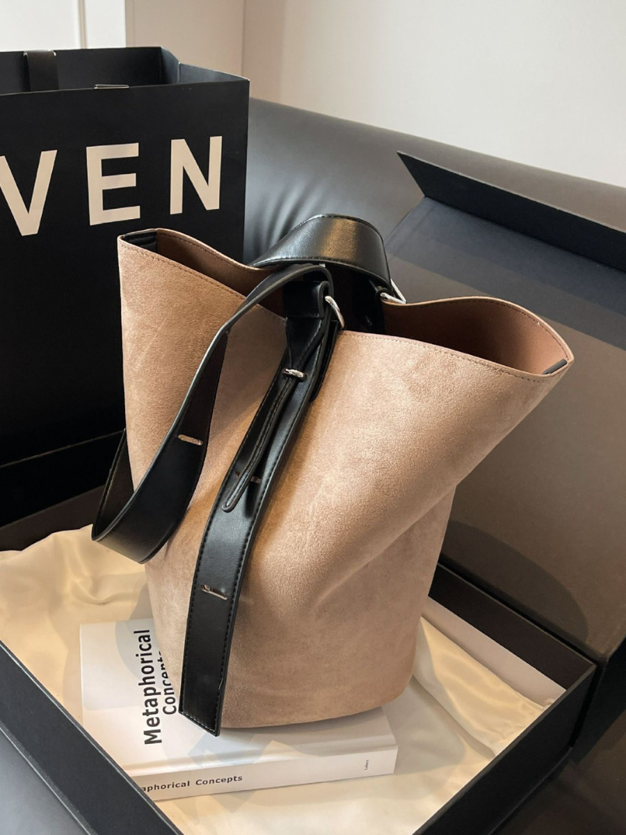 Sabine| Elegant everyday handbag