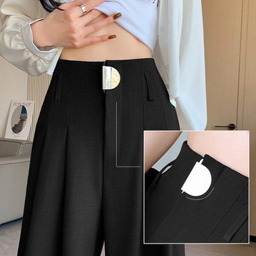 Ada Malito Stylish wide-legged trousers