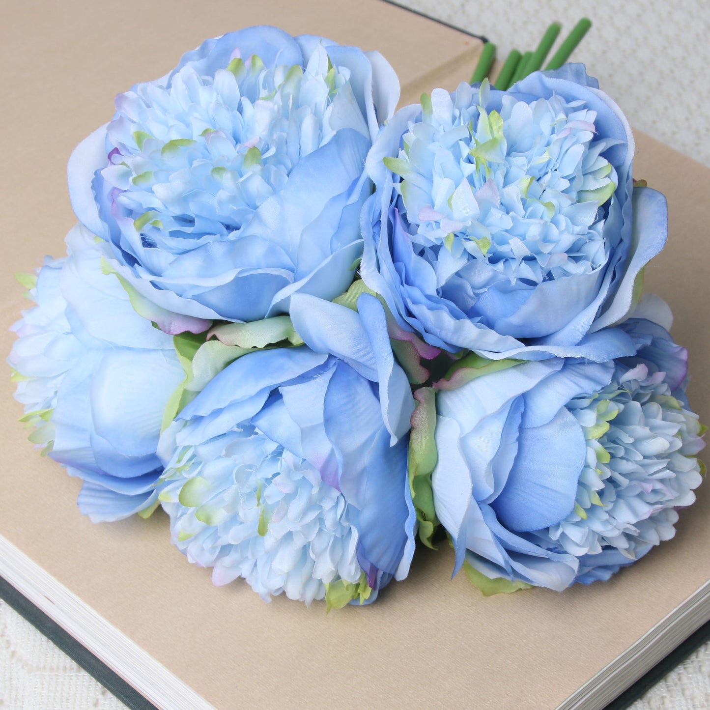 Artificial bouquet
