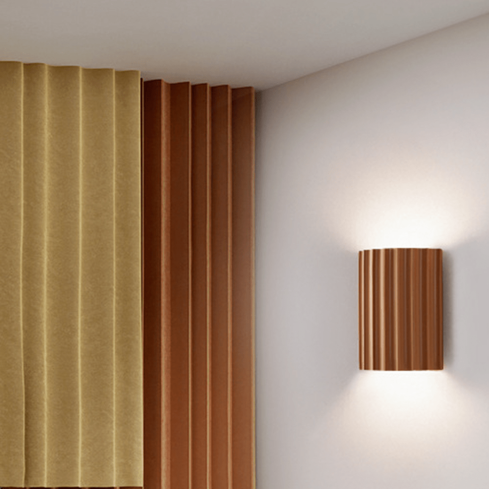 Lunara — Moderne halbkreisförmige Wandleuchte aus Harz mit wellenförmigem Design