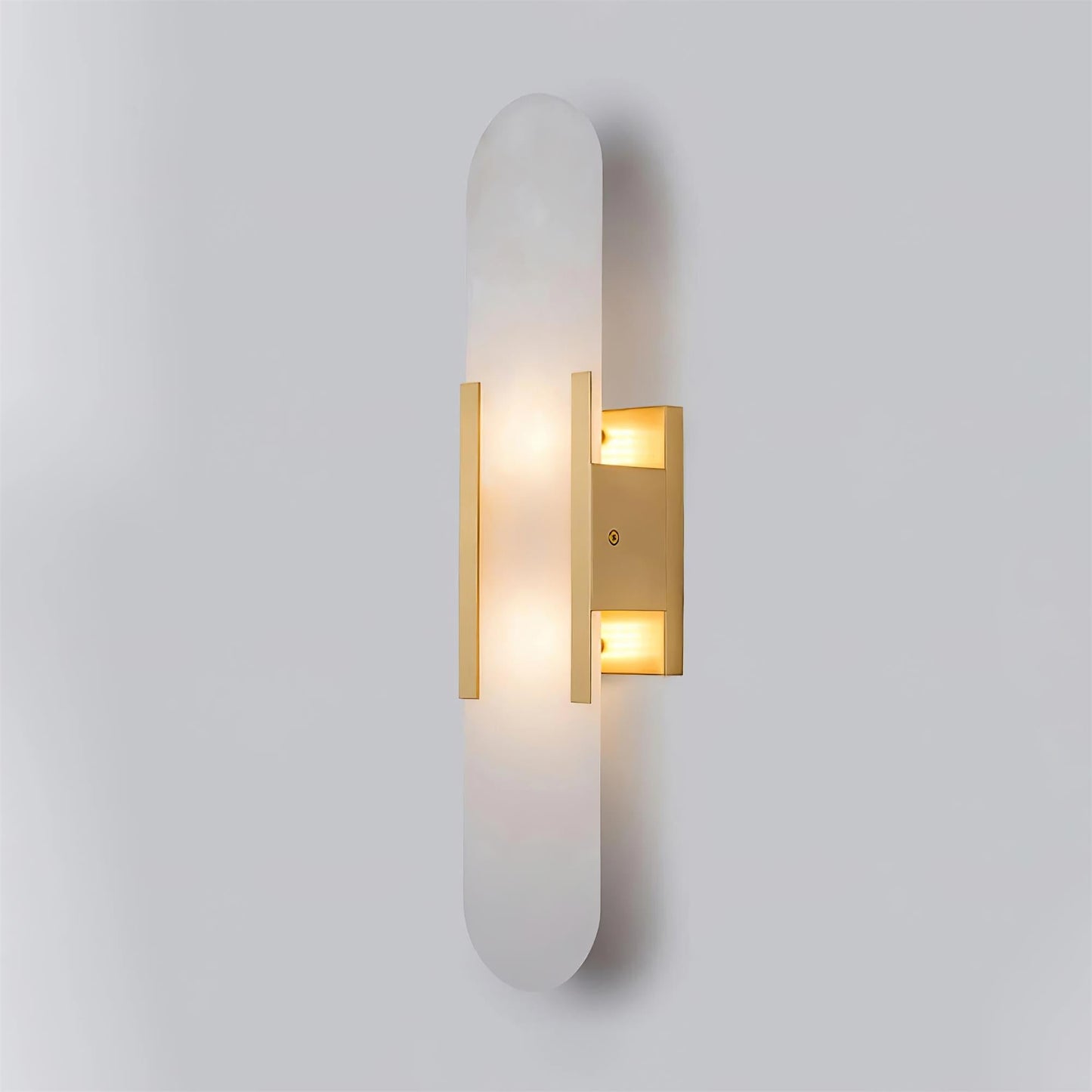 Sorenis — Verlängerte Alabaster-Wandlampe mit klassischem Metalldesign