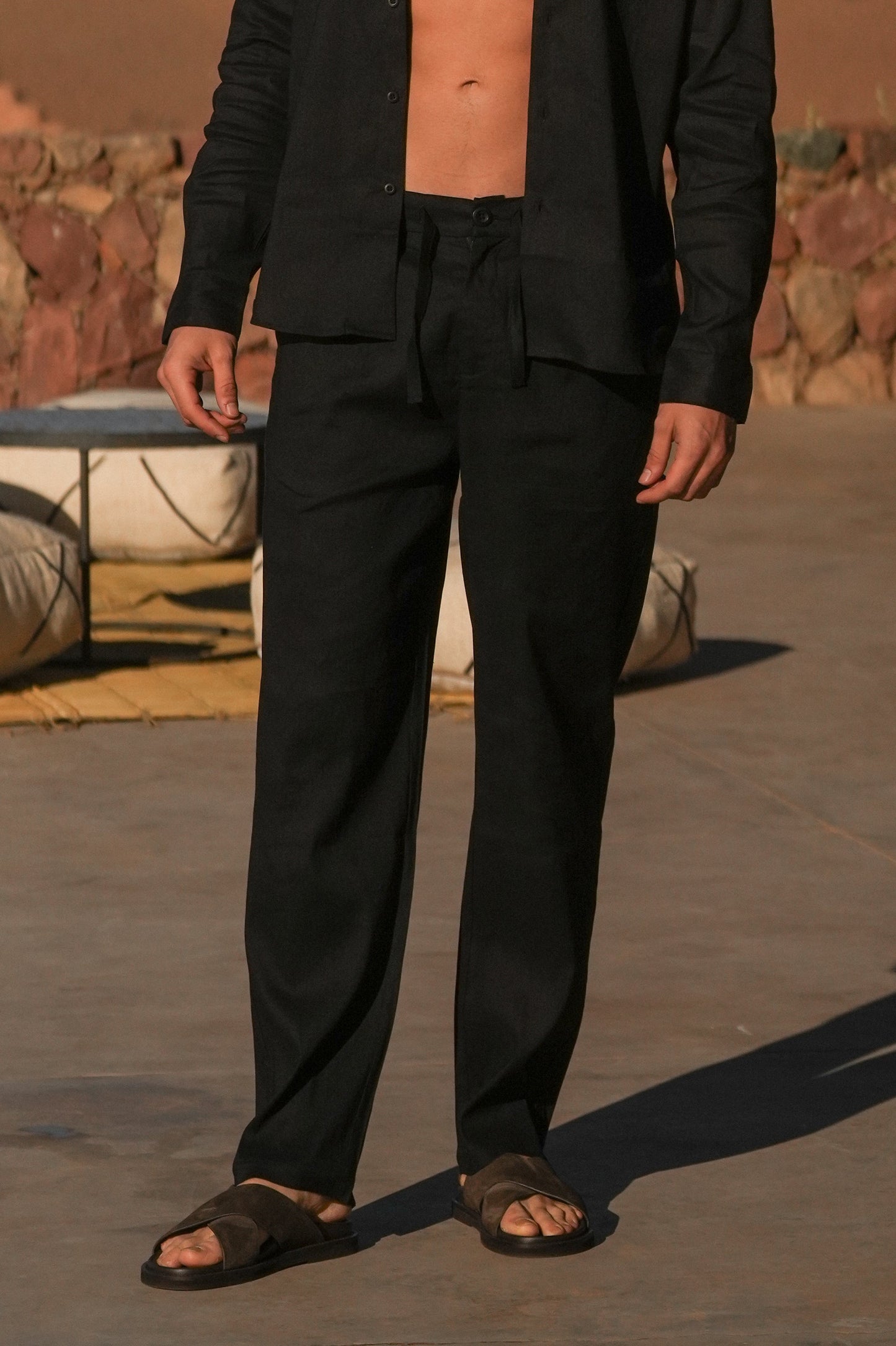 DIE LEINENHOSE