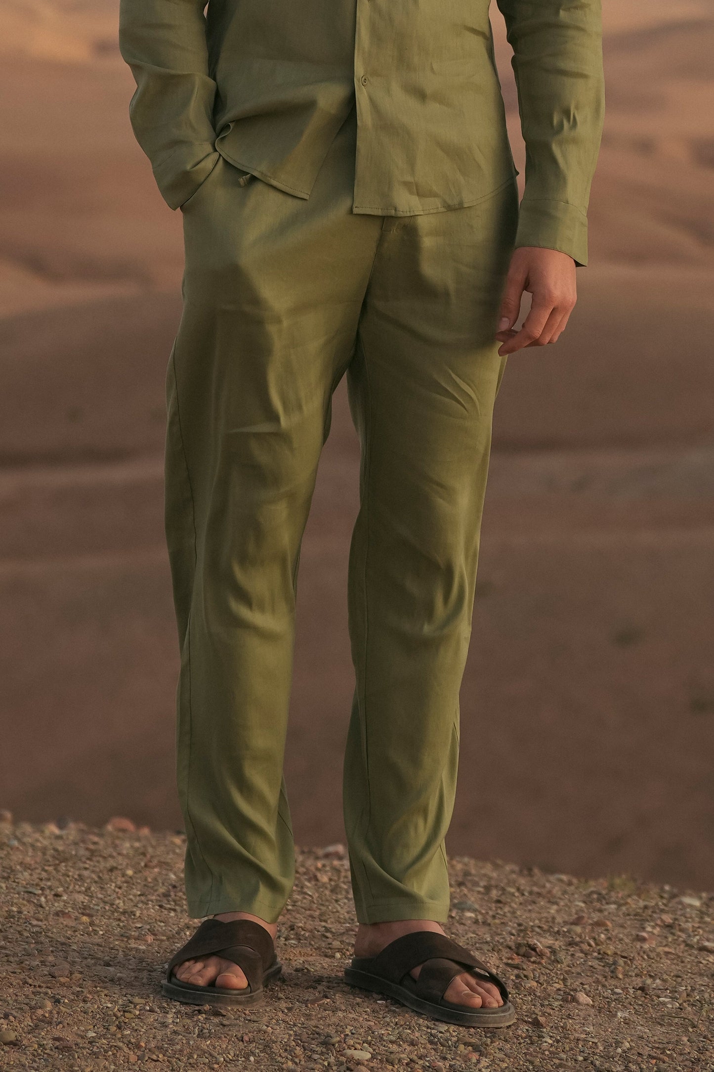 DIE LEINENHOSE