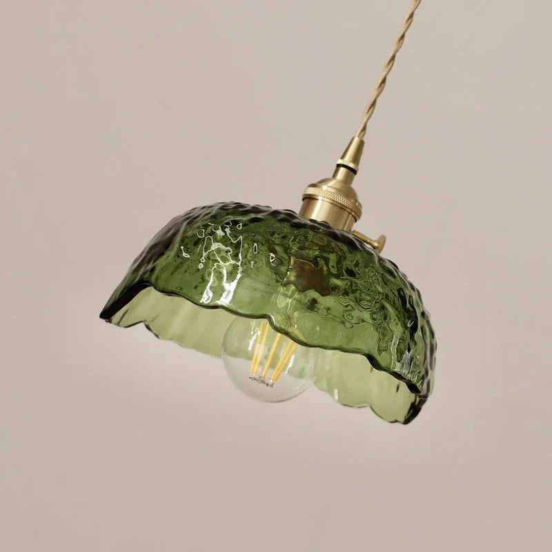 Sylva Messing Pendelleuchte — Modernes Glaslicht mit langlebigem Design