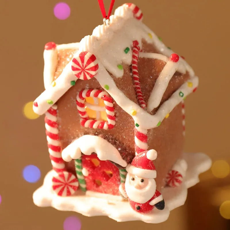 Charmantes Lebkuchen-Weihnachtshaus