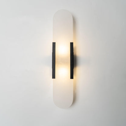 Sorenis — Verlängerte Alabaster-Wandlampe mit klassischem Metalldesign