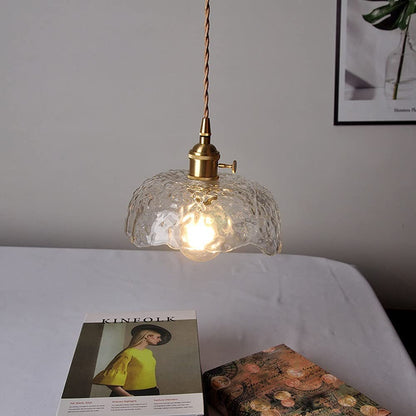 Sylva Messing Pendelleuchte — Modernes Glaslicht mit langlebigem Design
