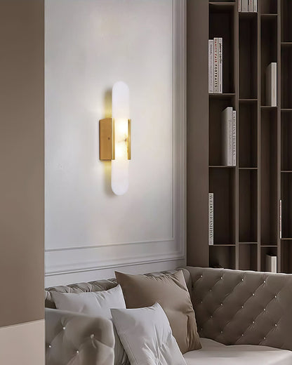 Sorenis — Verlängerte Alabaster-Wandlampe mit klassischem Metalldesign