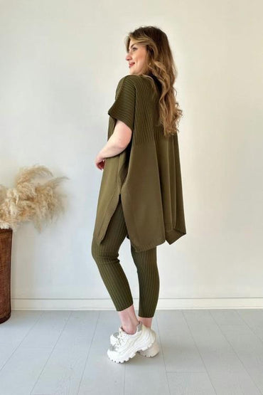Lynara Set Zwei-teiliges Set aus dehnbarem Strick für Frauen (Top + Hose)