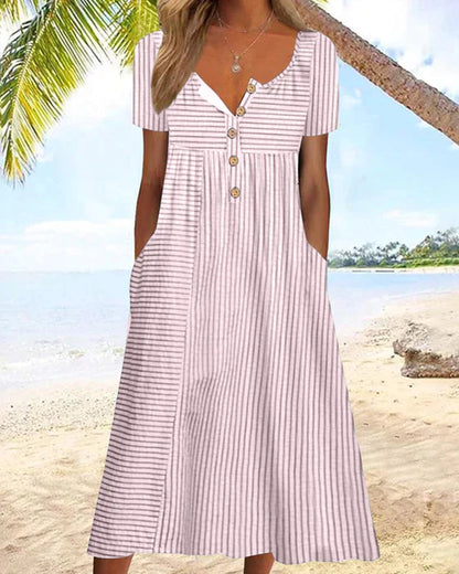 Gestreiftes Kleid mit kurzen Ärmeln