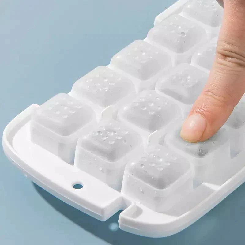 Eiswürfelbehälter