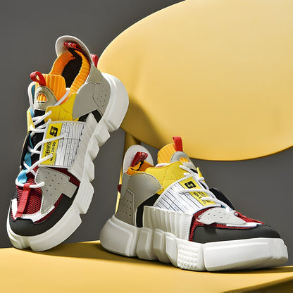 Mehrfarbige Turnschuhe