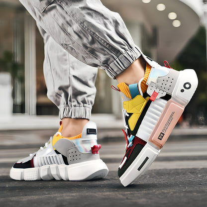 Mehrfarbige Turnschuhe